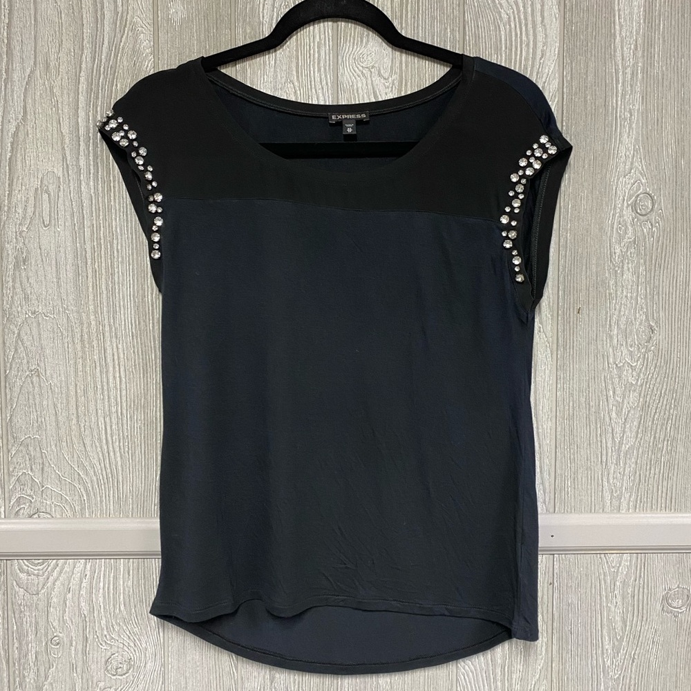 Black Express Top w/crystals Size XS NWOT